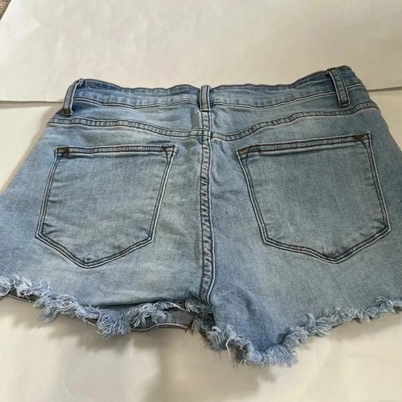 Kancan distressed denim shorts W11/29 - Picture 6 of 6